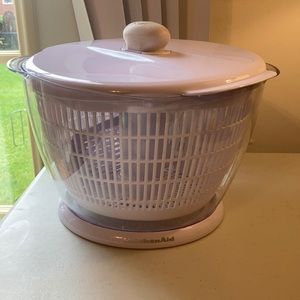 KitchenAid white plastic salad spinner bowl